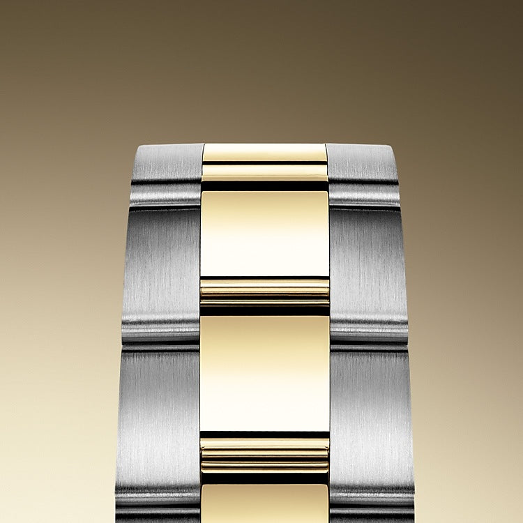 Cosmograph Daytona 40mm, Oystersteel and 18k Yellow Gold, Ref# 126503-0003